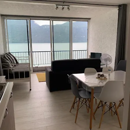 Le Lamartine, Vue Magnifique Face Au Lac Du Bourget Aix-les-Bains Exterior photo
